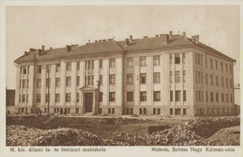 andrassy_regen.jpg