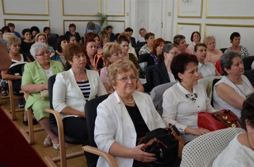 apoloknapja_130508_fkcs_3.jpg