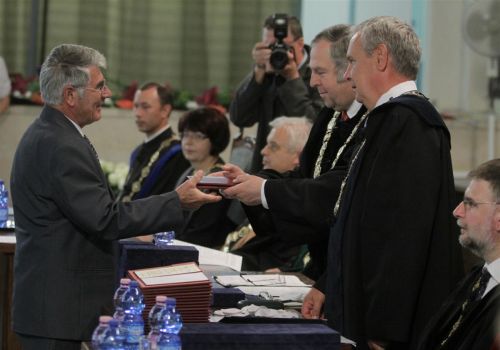 aranyoklevel_egyetem_120630_ja_10.jpg