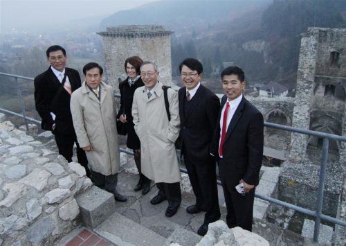 asan-111114ml_07.jpg