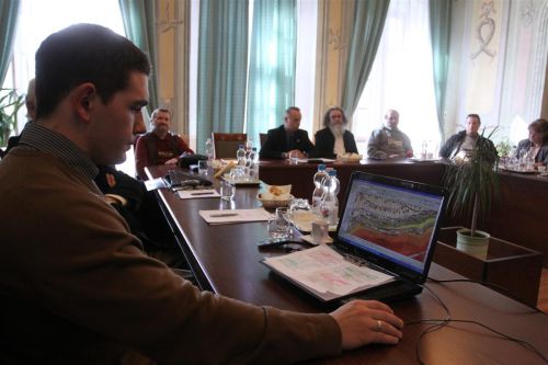 avas_munkacsoport_120229_ja_22.jpg