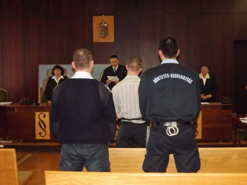 avasigyilkos120424_csl.jpg