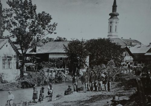 aviz_fotokiallitas_szivapark_130513_fkcs_5.jpg