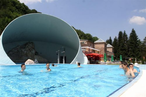barlangfurdo_110606_ja_4.jpg