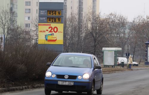 benzin_ar_120119_ja.jpg