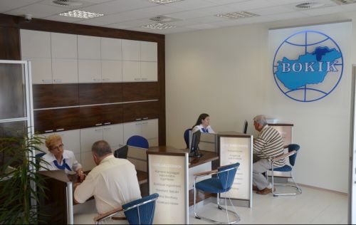 bokik_irodaavatas_130712_fkcs_2.jpg