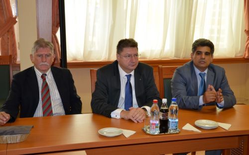 bokik_roma_alairas_130712_fkcs_4.jpg