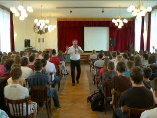 bunmegelozesieloadas_120521_tv.jpg