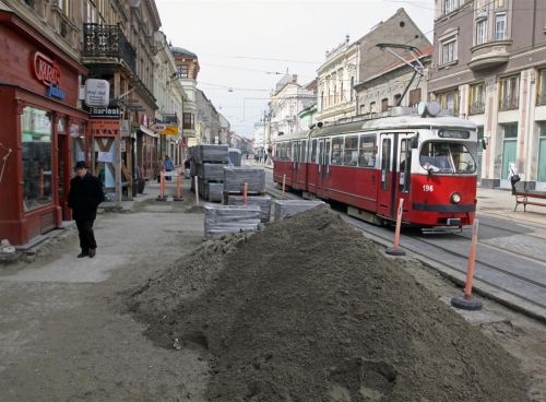 burkolatcsere_szechenyi_130402_ja_19.jpg