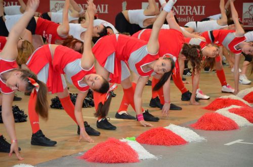 cheerleading_megnyito_130525_fkcs.jpg