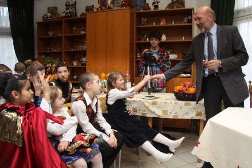 ciposdoboz_111221.csl.2.jpg