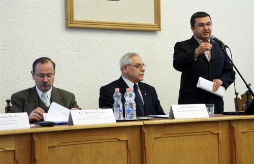 civil-konferencia_121214ml_33.jpg
