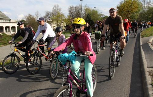 critical-mass-120422ml_11.jpg