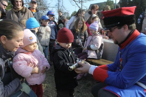 csaladinap_120315_ja_47.jpg