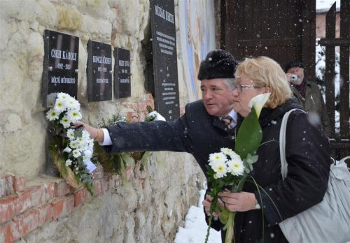 cseh_karoly_koszoruzas_feledyhaz_130222_fkcs_15.jpg