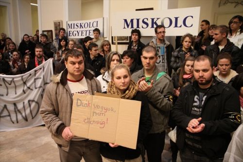 diaktuntetes_121219_ml.jpg