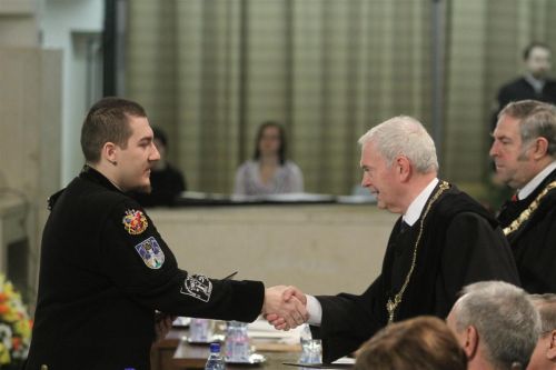 diplomaoszto_120127_ja_20.jpg