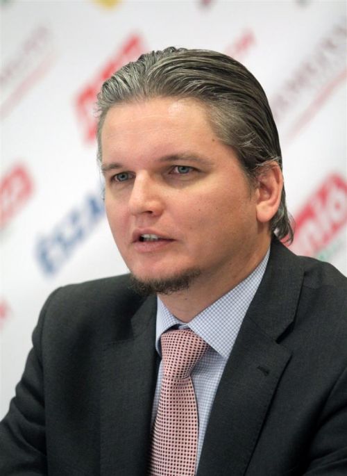 dksk_peresztegi_nagy_akos_120426_ja_14.jpg