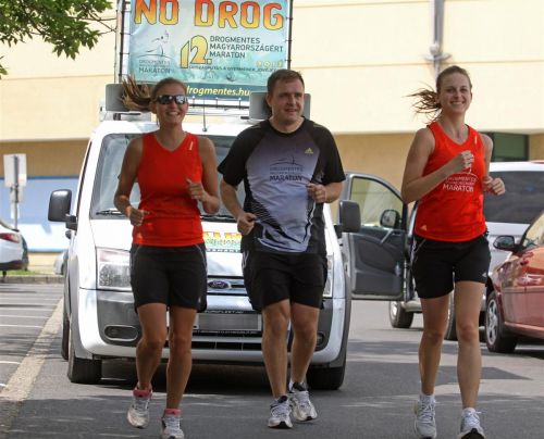 drogmentes_maraton_130516_ja_2.jpg