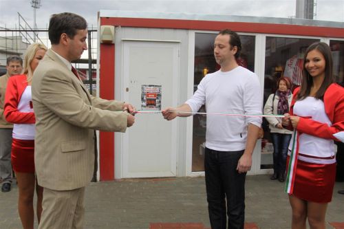 dtvk_shop_111205_ja_1.jpg