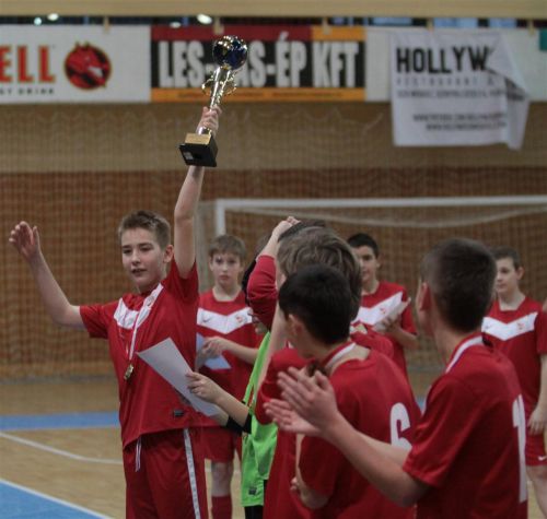 dvtk_teremtorna_u13_130119_ja_14.jpg