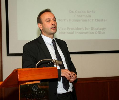 e-konferencia_120925ml_12.jpg