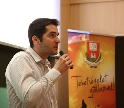 egyetemi_virrasztas_130618ml_14.jpg