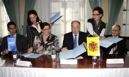 emasz-alairas-111107ml_06.jpg