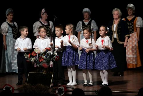 ezustfurtok_gala_120929_ja_3.jpg