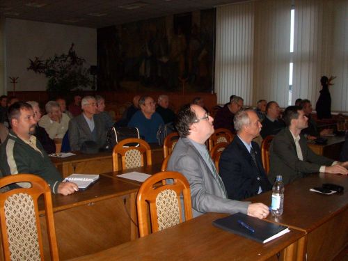 fatuzelesforum121212_csl3.jpg