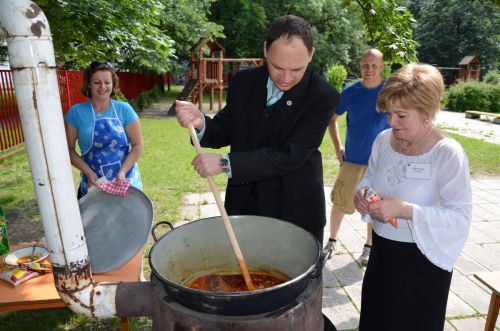 faultetes_eszterlancovi_130607_fkcs_6.jpg