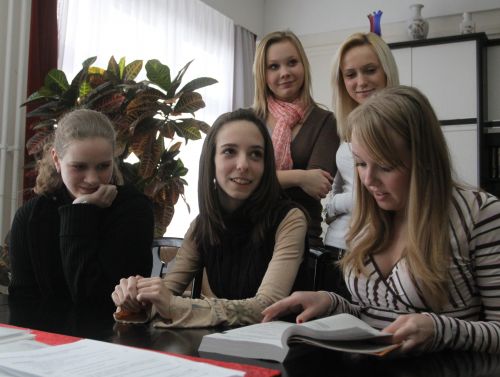 fay_diakok_120126_ja.jpg