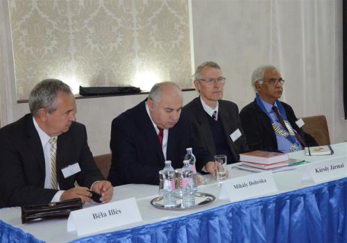 femszerkezet_tervezes_egyetem_konferencia_bastyaban_0424_fkcs_1.jpg
