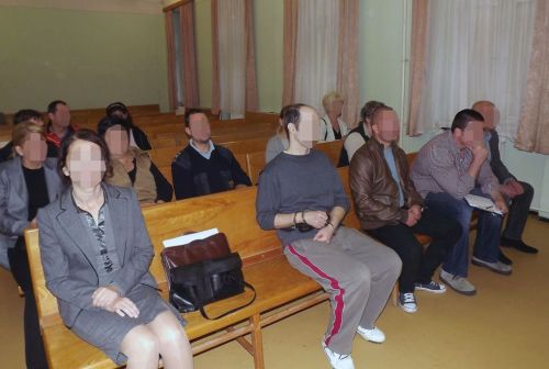feszekrakoujper_121002_csl2.jpg