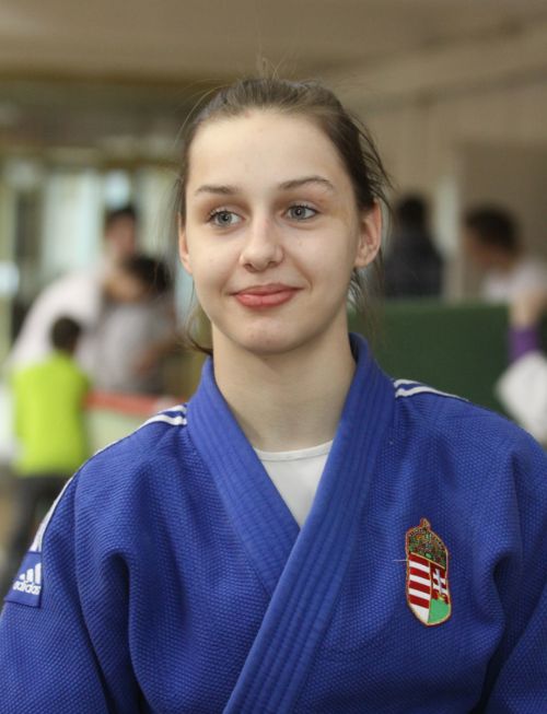 gercsak_szabina_130409_ja_2.jpg