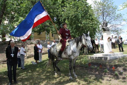 gorombolyi-kuruc-120526ml_36.jpg