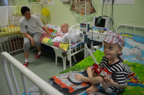 gyek_jatek_atadas_130517_fkcs_6.jpg