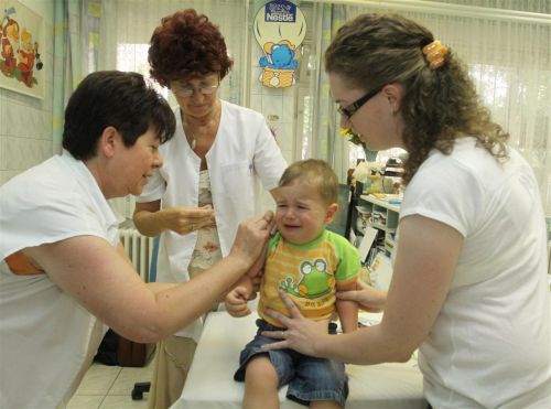 gyermekhaziorvos_cserhalmi_katalin_110912_ja_2.jpg