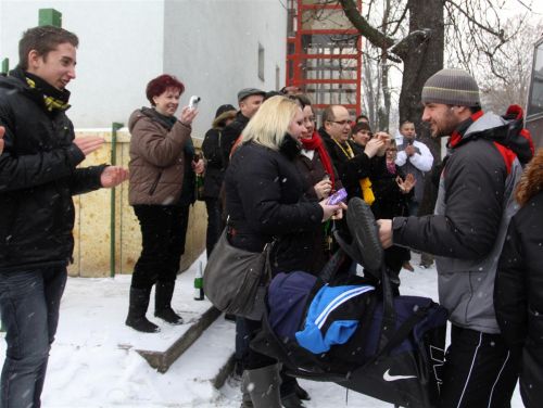 hazateres_jegesmedvek_120206_ja_1.jpg