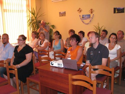 hazigond110714.csl3.jpg