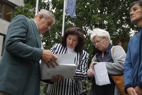 hitelkarosultak_ugyeszseg_120918_ja_4.jpg