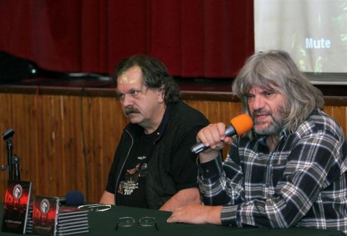 hobo_111130_ja_2.jpg