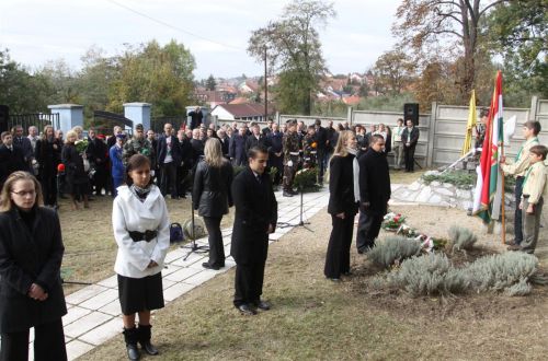 hosok_temetoje_111022_ja_9.jpg