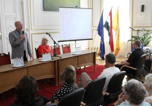 idosugyi_konferencia_130619ml_05.jpg