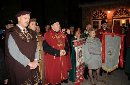 istvan-nador-lovagok_121201ml_04.jpg