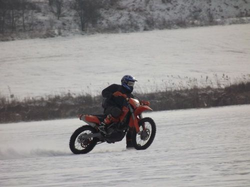 jeges_130205_csl.jpg
