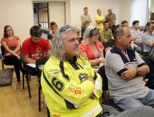 jegesmedvek_sajtaj_120614_ja_6.jpg