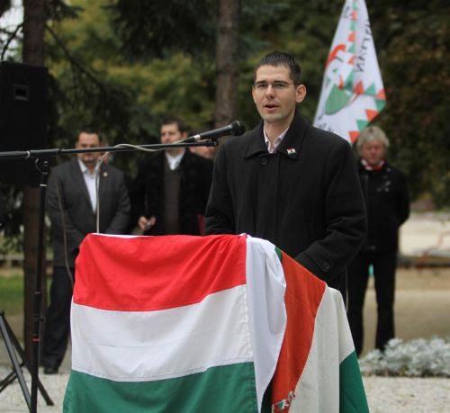 jobbik_111022_ja_10.jpg