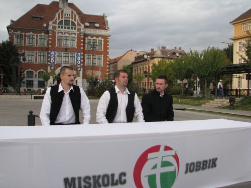 jobbikfoldes_20111006.jpg
