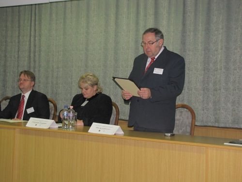 jogaszkonferencia111125_csl2.jpg